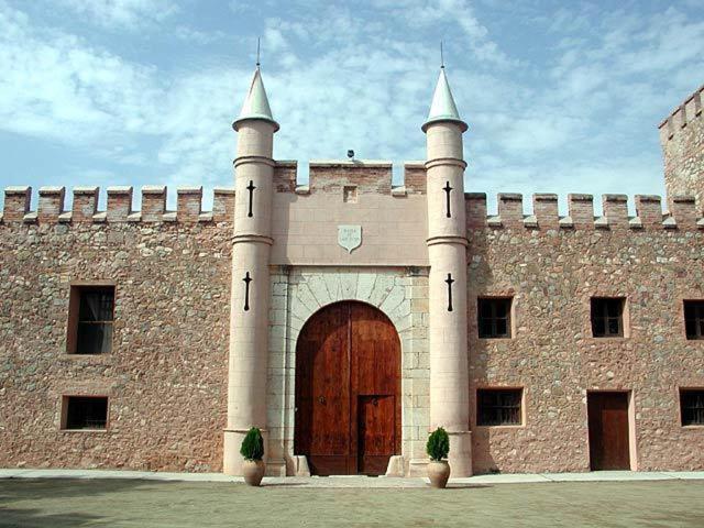 Masia De San Juan - Castillo Con Piscina En Plena Sierra Calderona Segorbe Bagian luar foto